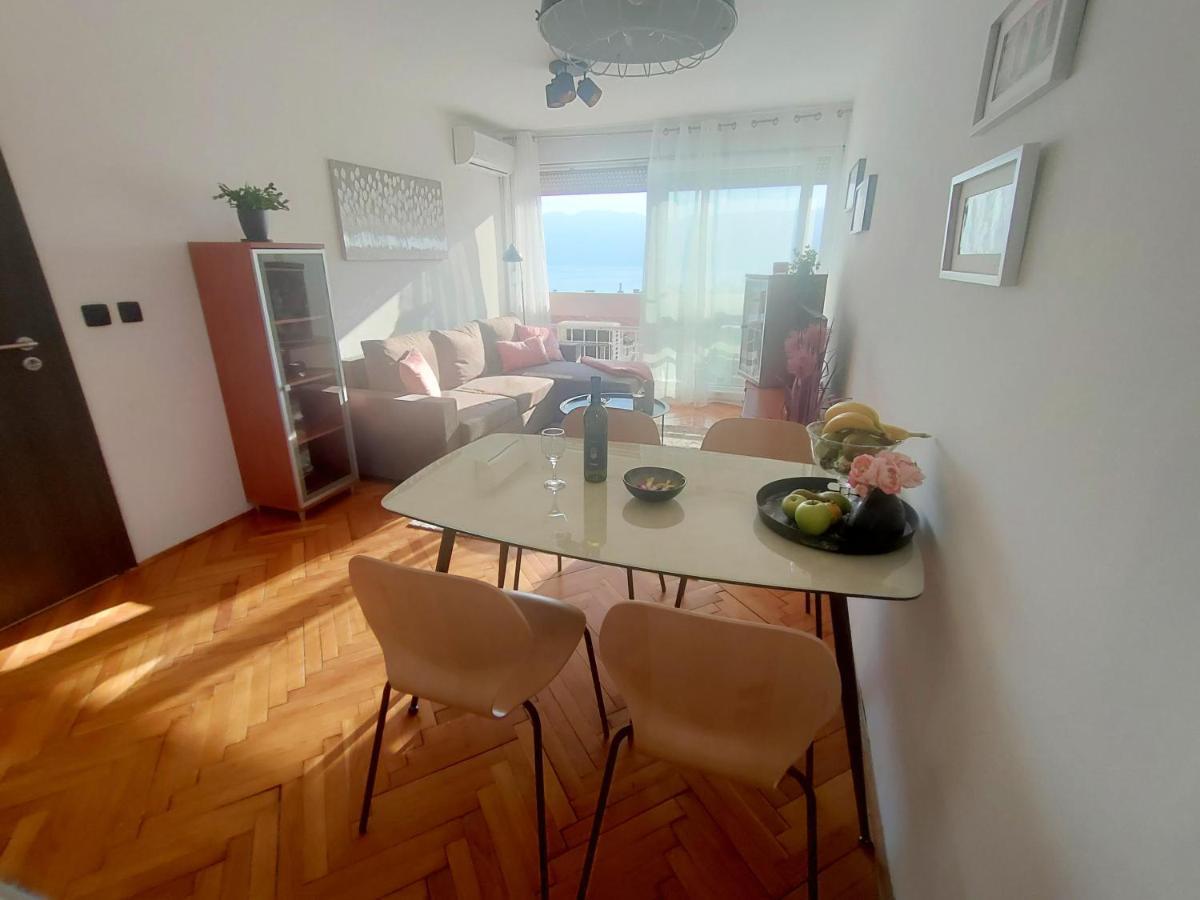 Appartamento Adria Holliday Fiume Esterno foto